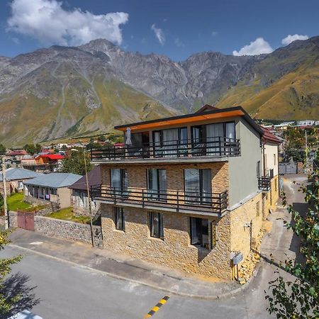 Hotel Inside Kazbegi Exterior photo