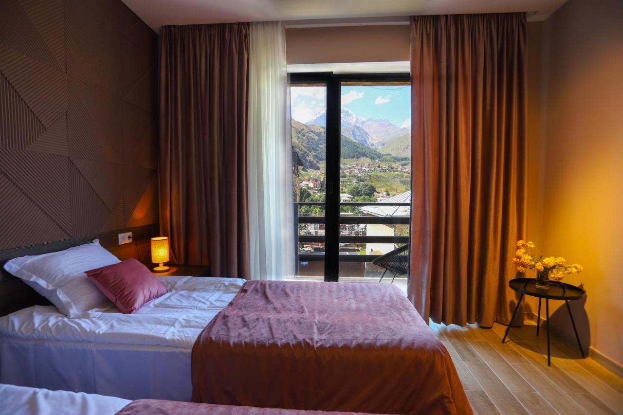 Hotel Inside Kazbegi Exterior photo