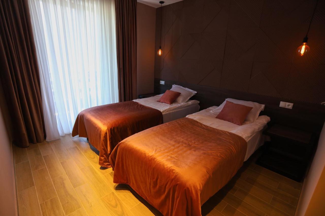 Hotel Inside Kazbegi Exterior photo