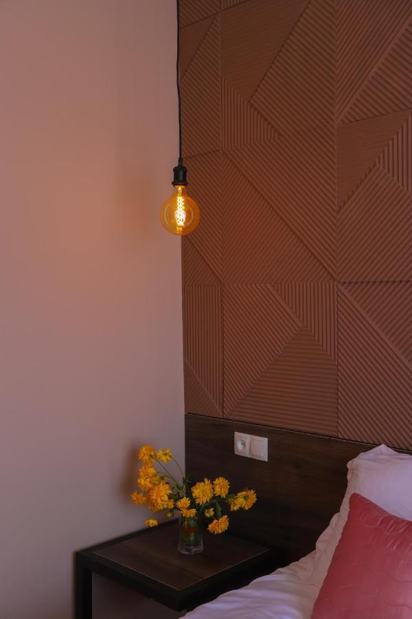 Hotel Inside Kazbegi Exterior photo